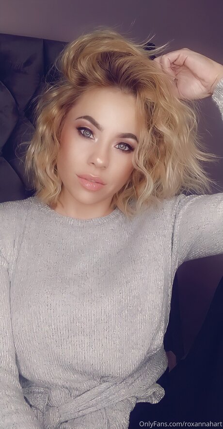 Roxannahart pornographic model archive