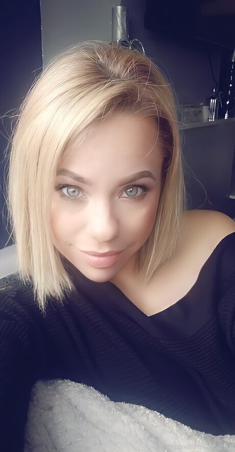 Roxannahart profile pic