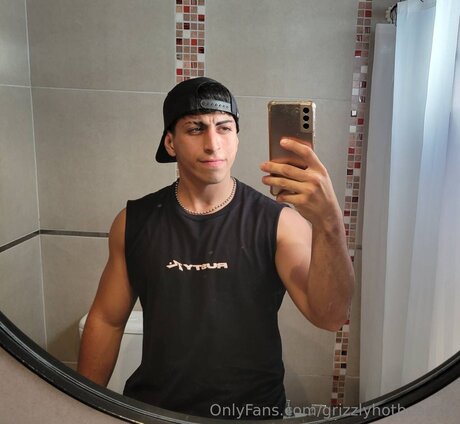 Grizzlyhotbearmx sexy model archive