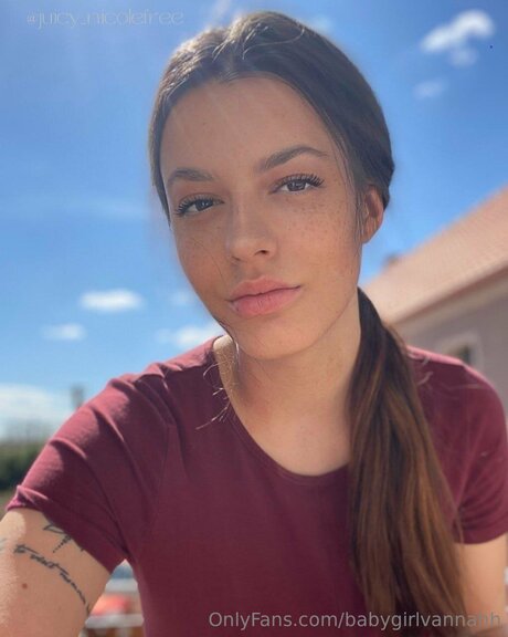 Babygirlvanni perfect star pics