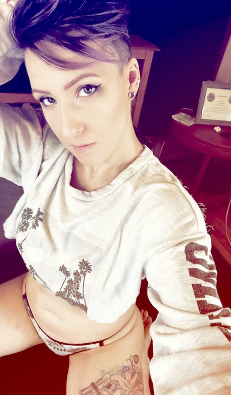 Accalia Alpha nude pornstar pics