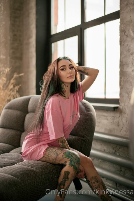 Kinky Nessa naked star picture