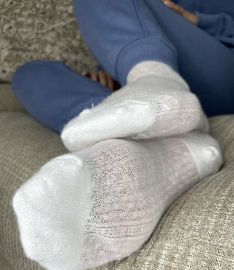 Daphsilksoles model nude image