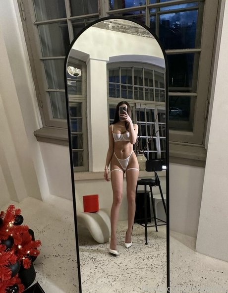 Hollyextra model sex images