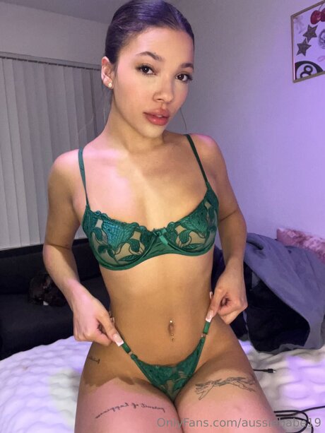 light onlyfans nudes image