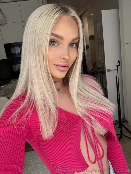 Yourfavbarbie Di model art image