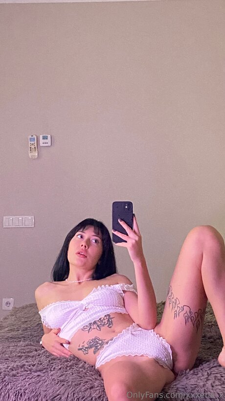 Xxxena X model best image