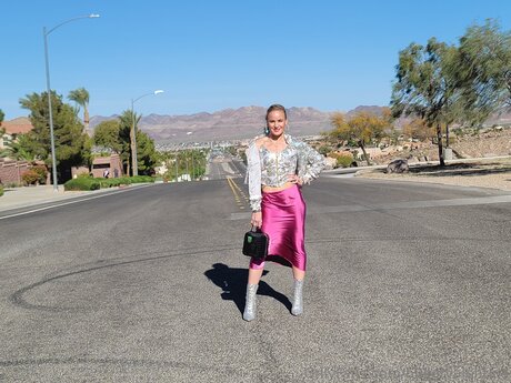 Bulletvalentina free model images