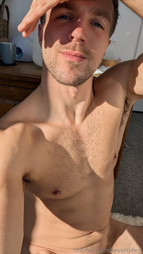 Oeyonlyfans star pic