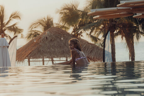 bald pussy onlyfans nudes archive