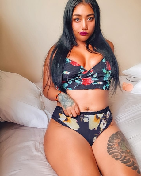 Adabella xxx model pictures