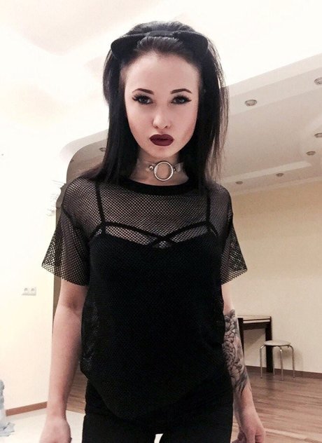 young asian onlyfans naked photos