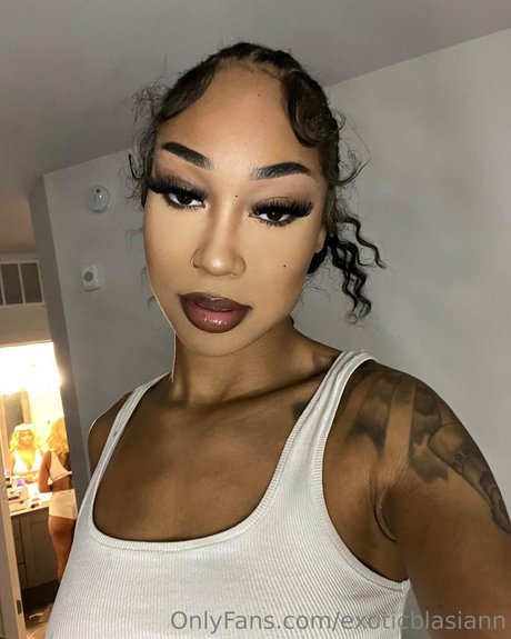 Exoticblasiann_ pornstar free images