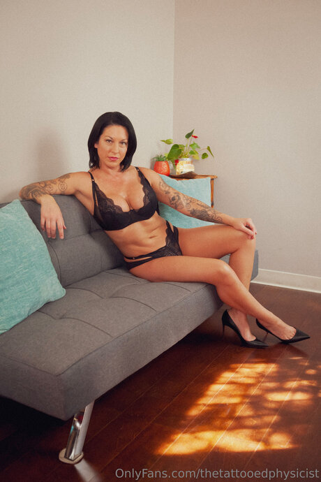 Thetattooedphysicist star best picture