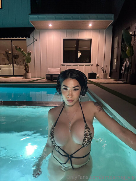 Ambermg Vip hot model picture