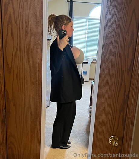 from behind onlyfans pretty img