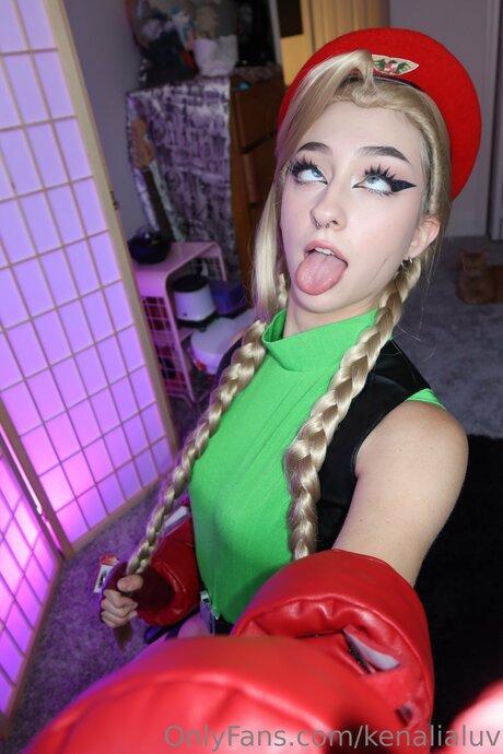 Kenalialuv sexy model gallery