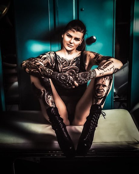 Melisande Sin exclusive model img