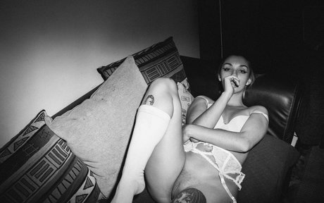 kitty wife onlyfans free nude img