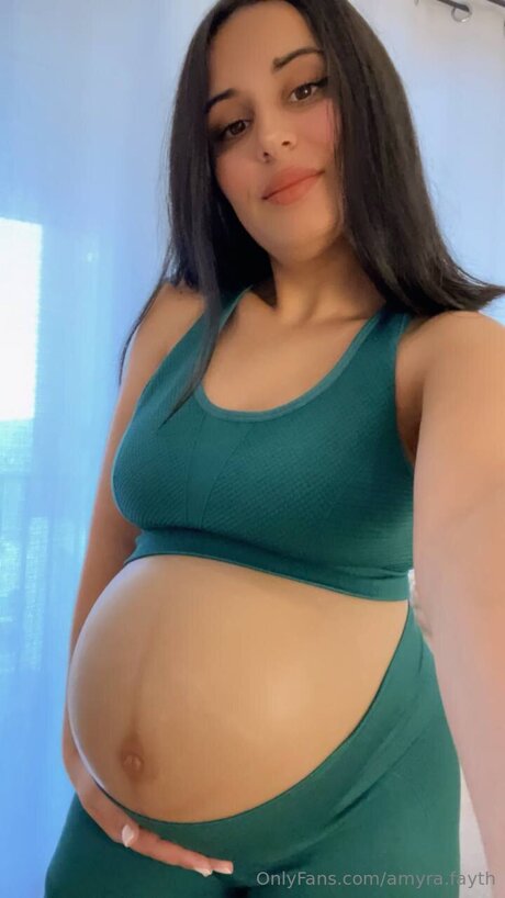 Amyra Fayth top actress photos