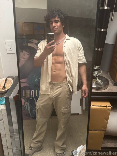 Zanewalker star hot photos