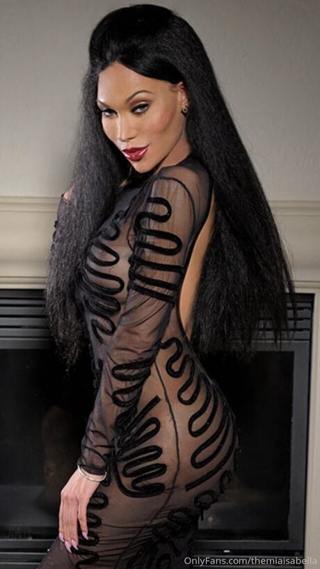 Themiaisabella pretty pornstar img