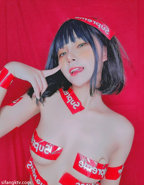 Zoukachan pornstar top photo