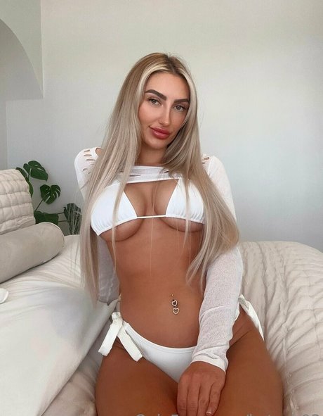 Katezb03 sex pornstar pic