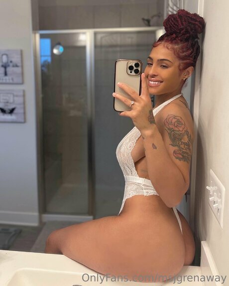 Msjgrenaway nude model pictures