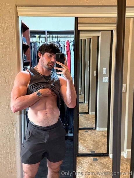 Wyattgonewild sexy model galleries