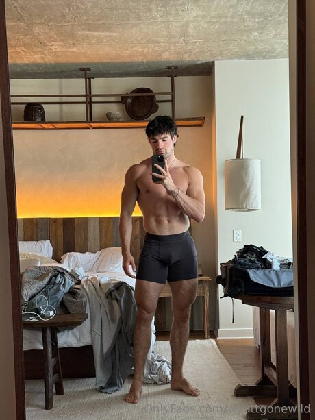 Wyattgonewild model naked pic
