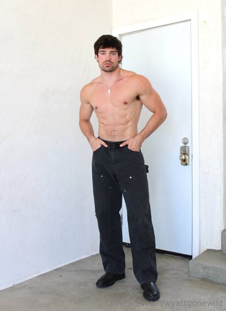 Wyattgonewild naked star pic