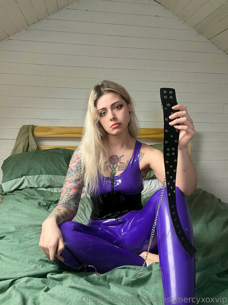 Mistressmercyxoxvip model porn archive