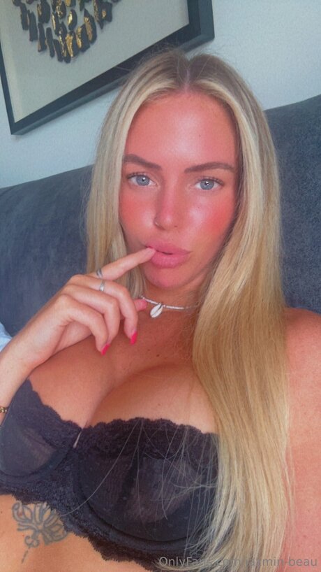 Jazmin Beau best model photos