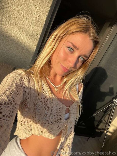 girl on girl onlyfans free nude picture