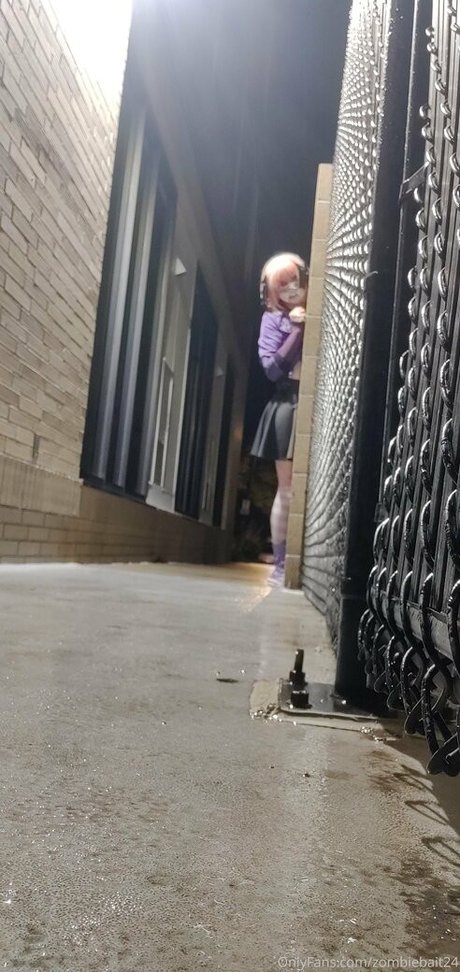 zombiebait24 pornstar hd archive
