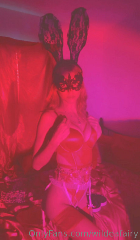 Emerald Wildea nude pornstar gallery