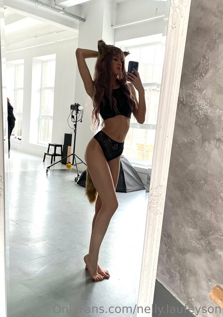 Nelly Laufeyson porn model galleries