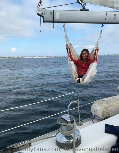 Thesavannaheleven model best pictures