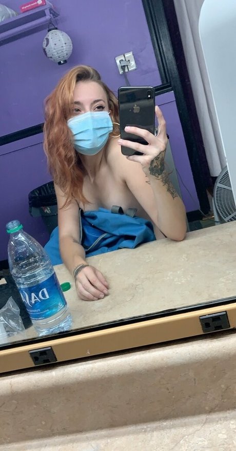 zoelovve free sexy star gallery