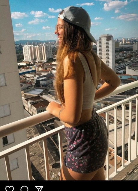 blonde midget onlyfans hot nude photos