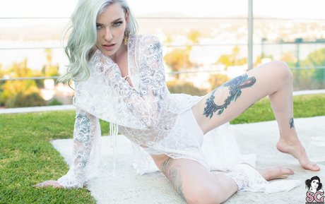 itstorro naked star photo