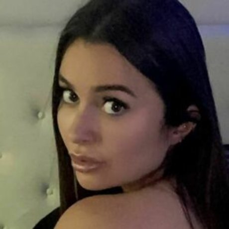 Emily Hurley hot pornstar image