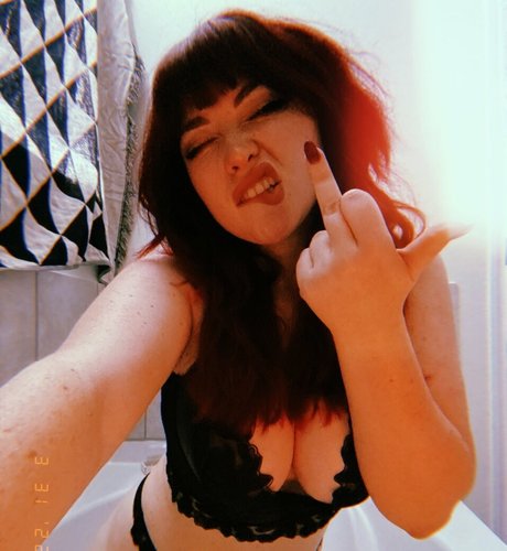 Koolysmiley model pictures