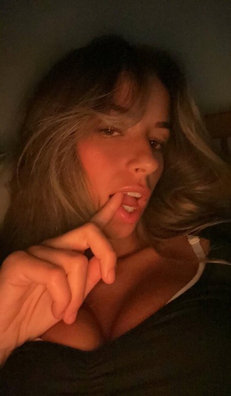 shemale cumshot onlyfans sexy picture