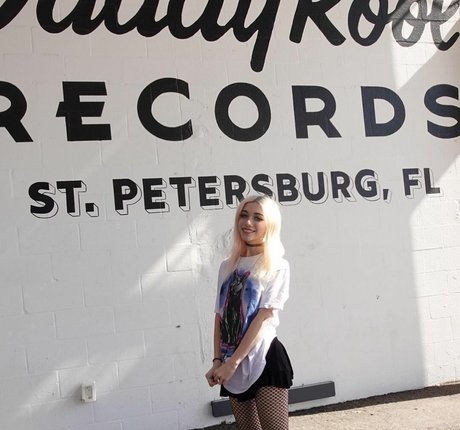 gay kissing onlyfans sexy xxx image