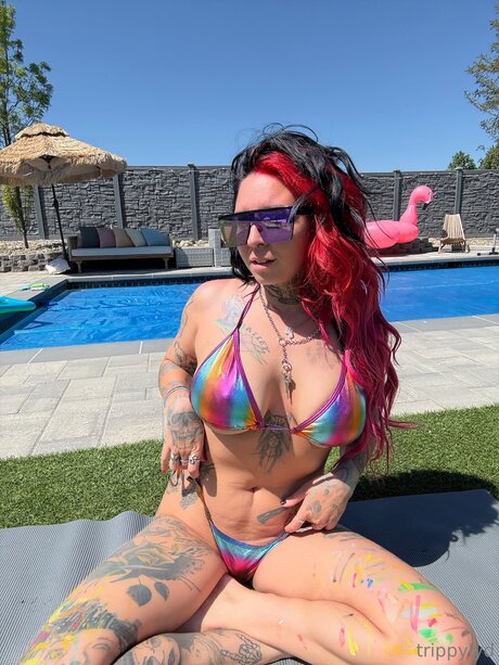 Trippylyd star exclusive gallery