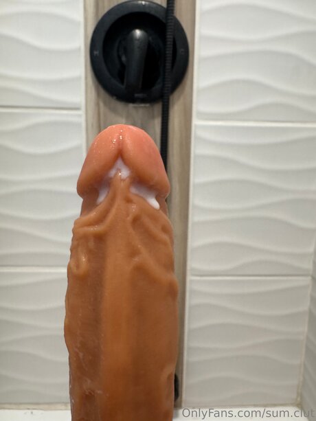Sum Clut porn star image