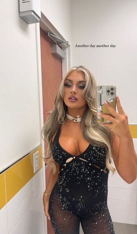 Tiffany Stratton model sexy pics