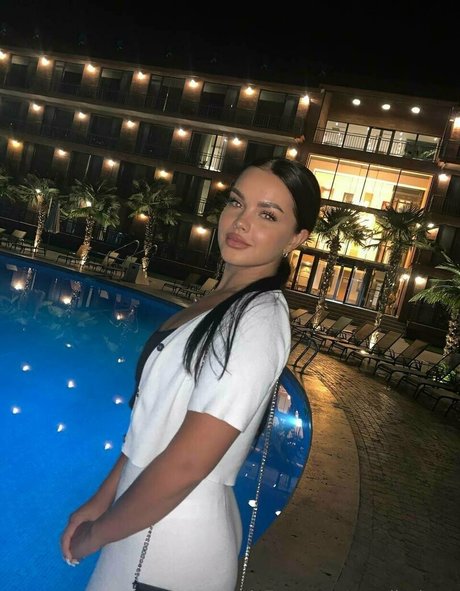 angelicalena hot pornstar pictures